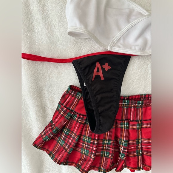 School girl costume/lingerie set - Picture 2 of 8